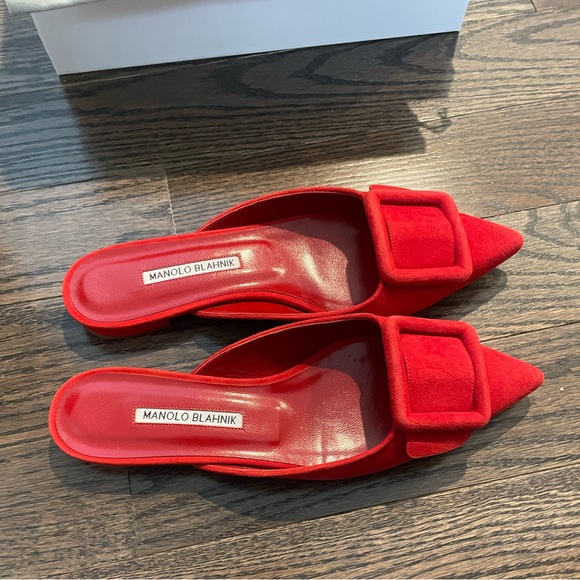 New Manolo Blahnik Maysale Red Suede Buckle Flat Size 38 / 8 US - Picture 3 of 7